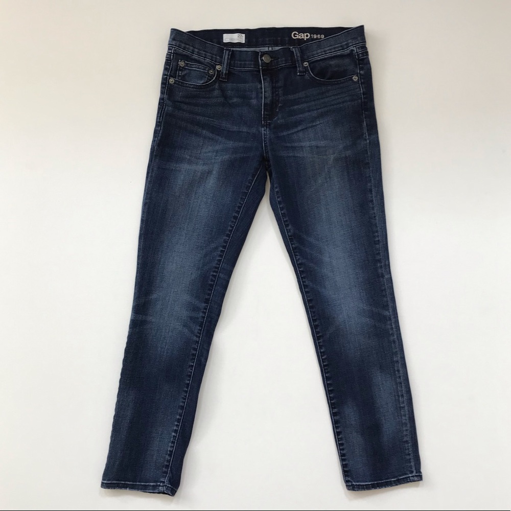 GAP Size 27 Girlfriend Jean 0036